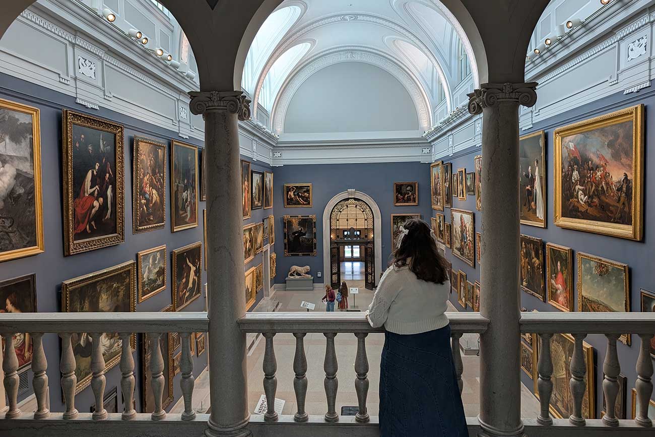 Olivia looking at art in the Wadsworth Atheneum Museum of Art
